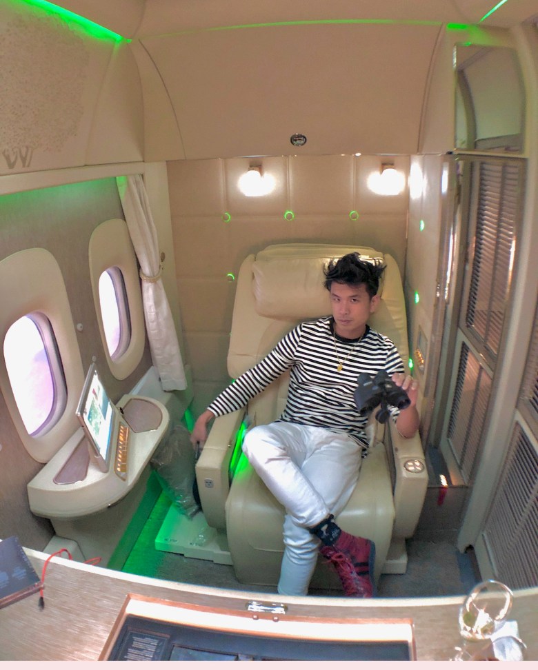 Emirates New First Class Suite 1E